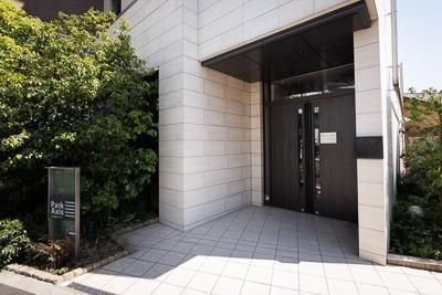 エントランス　部屋探しは株式会社　タウンハウジング　までお気軽にお問合せ…