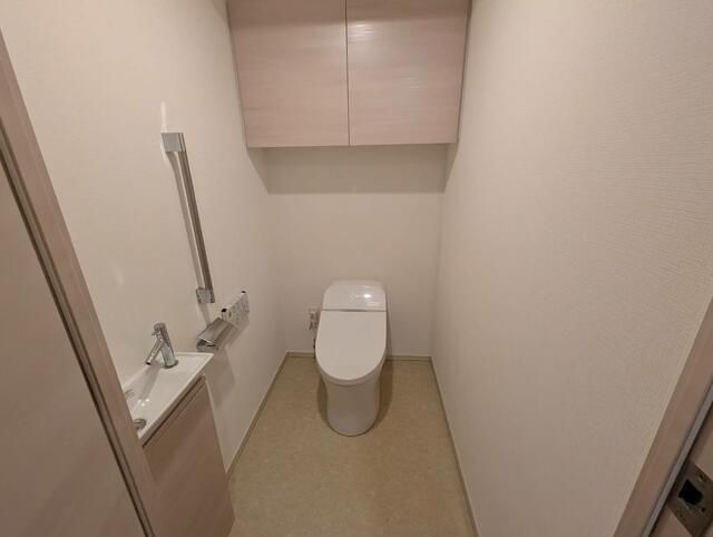 トイレ　コンパクトで使いやすいトイレです