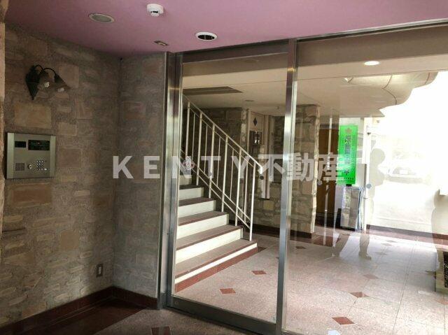 エントランス　毎日通るエントランスはこのようになっています