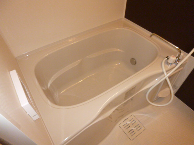 バス・シャワールーム　追い焚きバス