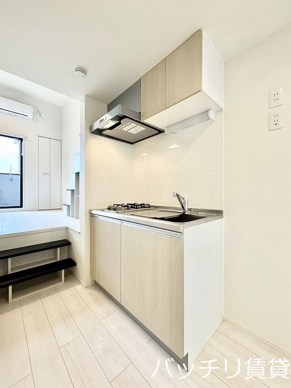 キッチン　建築中の為　同型タイプ現状優先