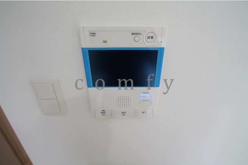 セキュリティ　モニターフォン付きです。