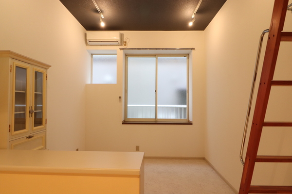 居室・リビング　現況の物を優先とします