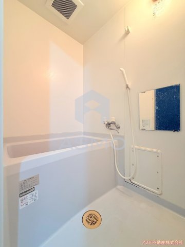 バス・シャワールーム　同マンション別部屋　参考写真