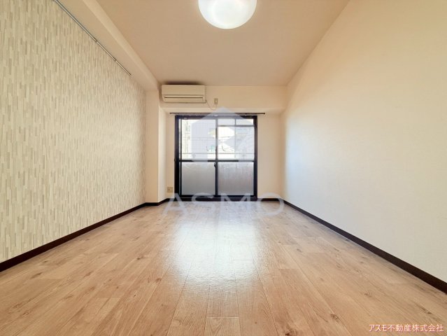 居室・リビング　同マンション別部屋　参考写真