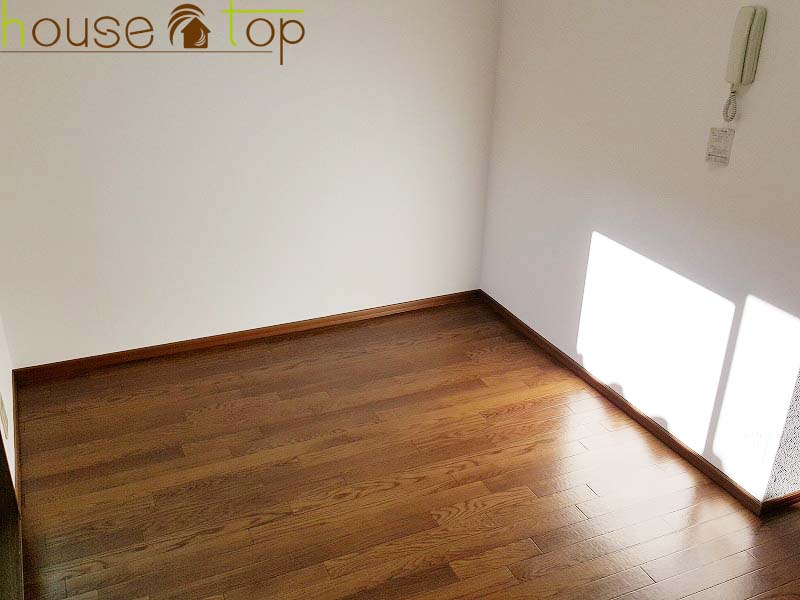 居室・リビング　洋室はゆったりとしてますよ♪