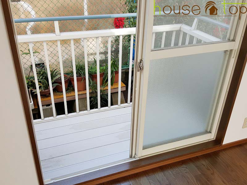 バルコニー　バルコニーも広いので洗濯物を干すには最適ですよ♪