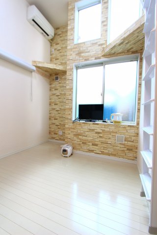 居室・リビング　同タイプ参考写真です。