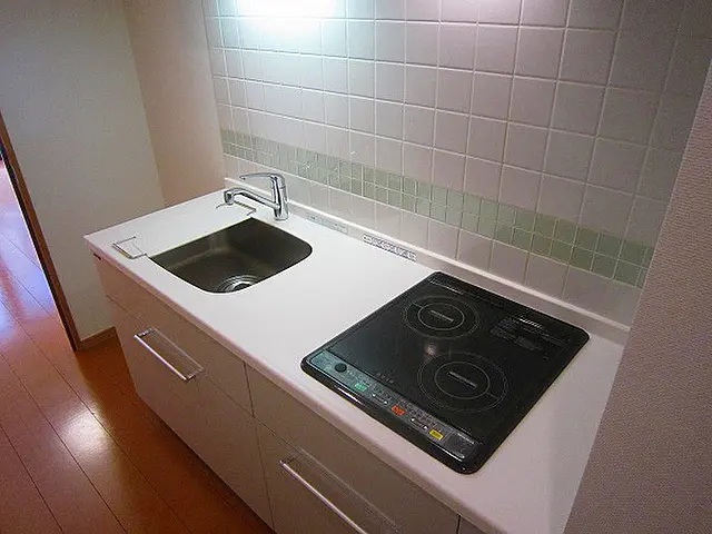 キッチン　※別部屋参考写真