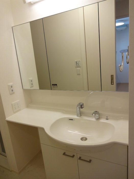 洗面設備　洗髪洗面化粧台