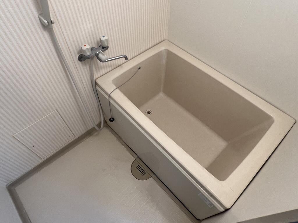 バス・シャワールーム　※別号室の参考写真となります。