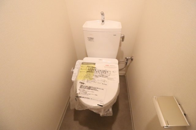 トイレ　同シリーズの参考写真です