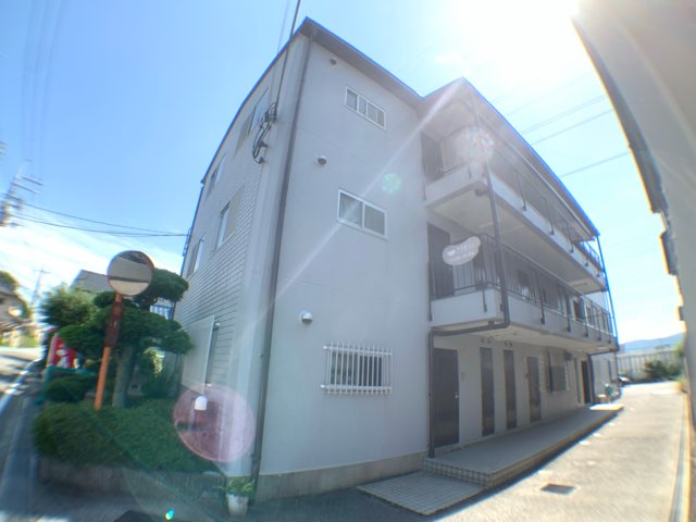 建物外観　南向き2LDK☆