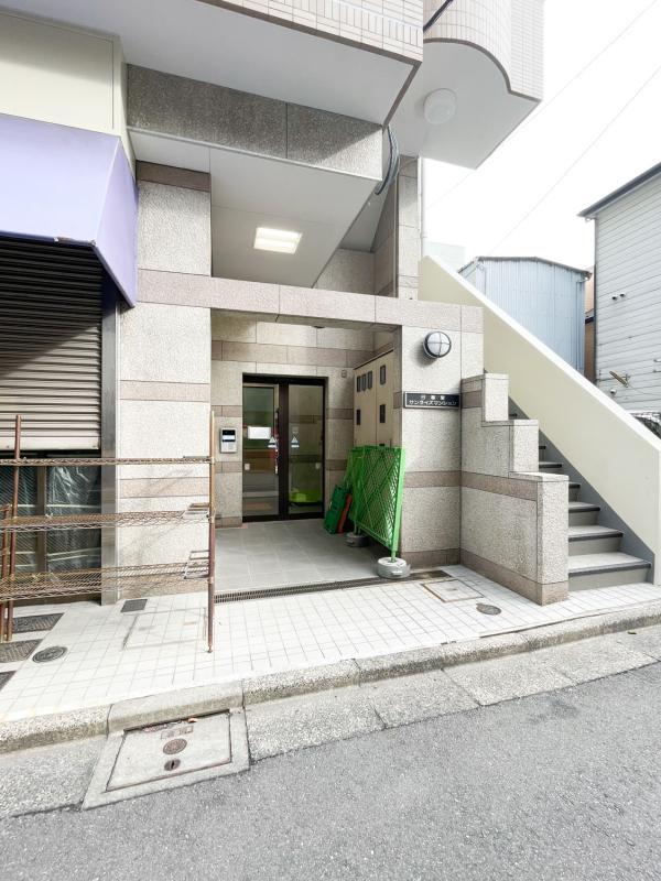 エントランス　エントランス