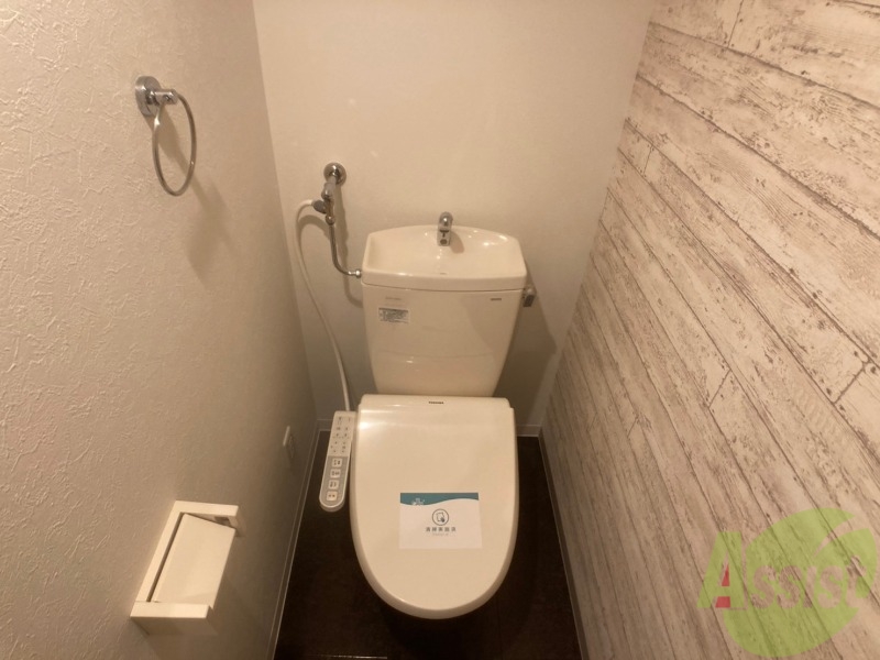 トイレ　こちらはトイレです。清潔感があり、安心して使用できます。