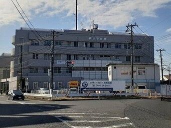 警察署・交番　藤沢警察署（警察署・交番）まで580m