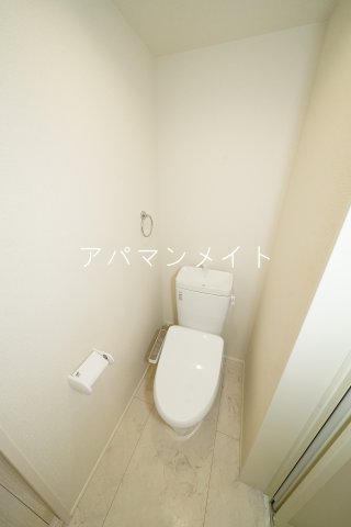 トイレ　ウォシュレット付きです