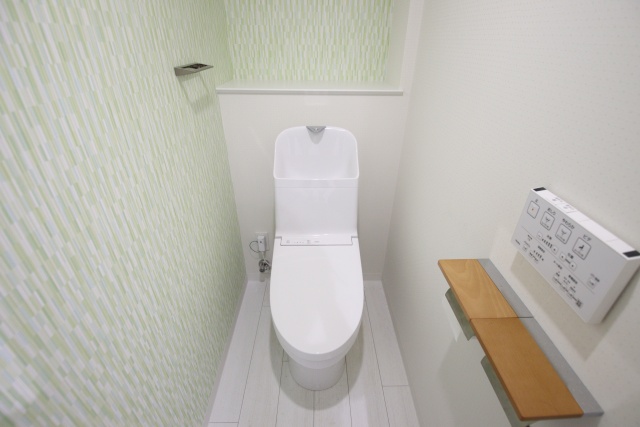 トイレ　※別室の参考写真の為、現況優先です。