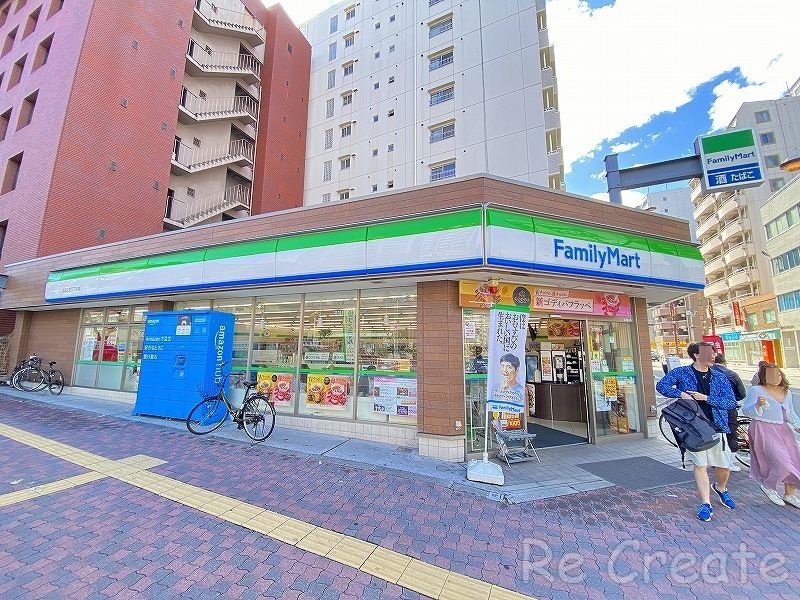 コンビニ　ファミリーマート浪速元町三丁目店（コンビニ）まで221m