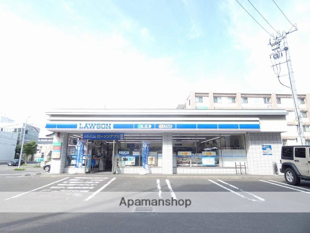 コンビニ　ローソン（コンビニ）まで617m