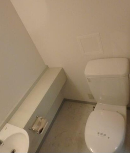 トイレ　反転タイプ・別部屋参考写真