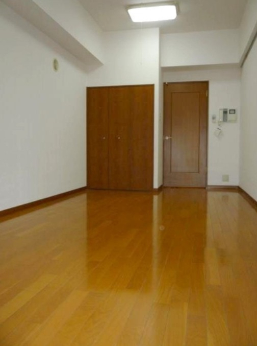 居室・リビング　反転タイプ・別部屋参考写真