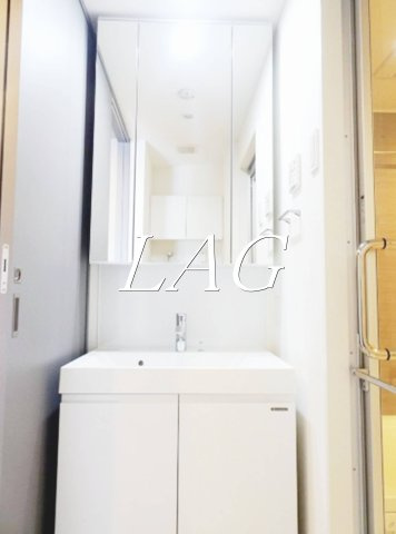 洗面設備　洗面台です。