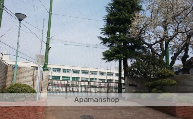 小学校　横浜市立東中田小学校（小学校）まで272m