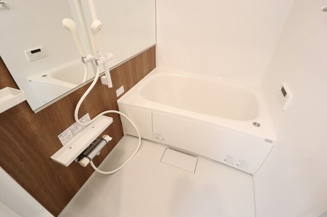 バス・シャワールーム　浴室