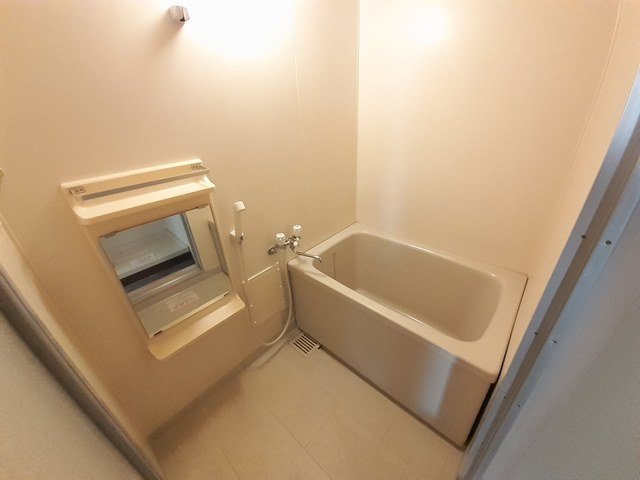 バス・シャワールーム　お風呂です