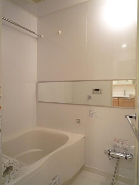 バス・シャワールーム　別部屋参考写真