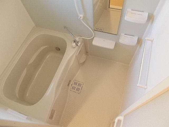 バス・シャワールーム　きれいなお風呂です