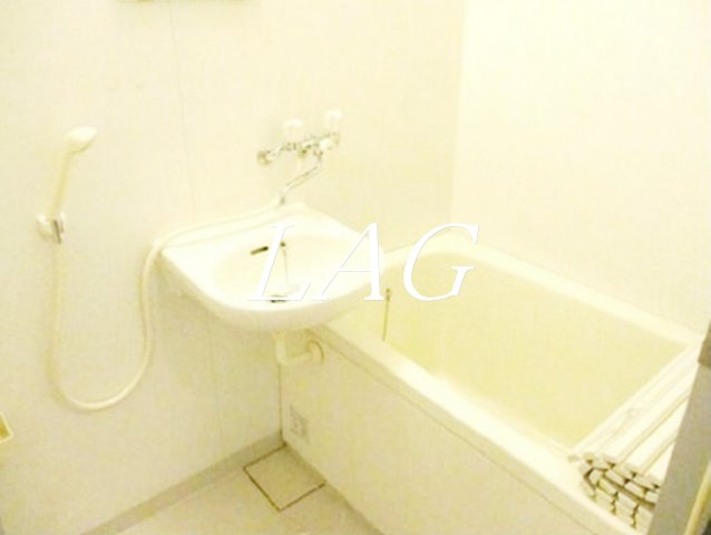 バス・シャワールーム　お風呂です。