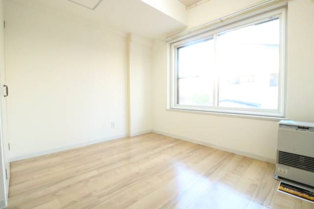 居室・リビング　明るいリビング♪