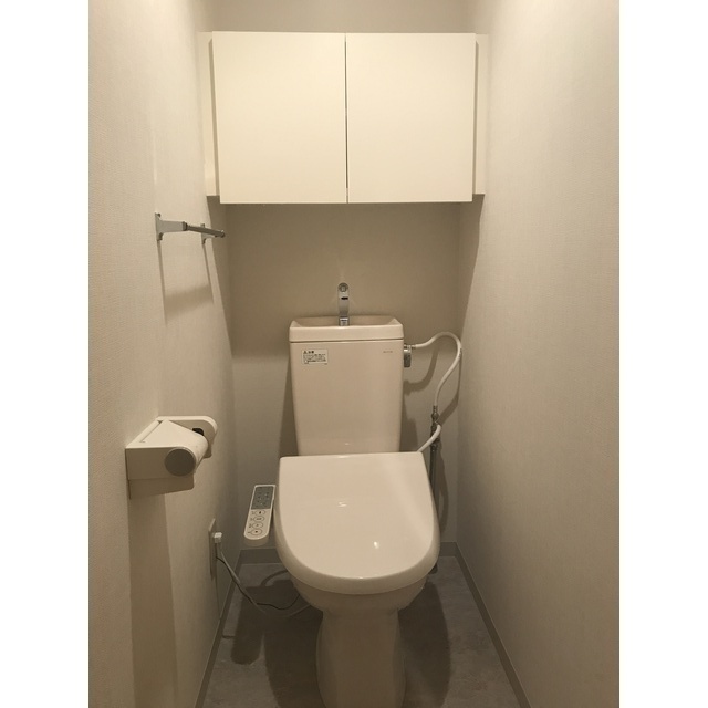 トイレ　他の部屋のリフォーム例になります