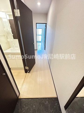 玄関　落ち着いた玄関です