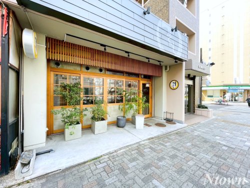 飲食店　鶏料理・焼き鳥・つくし（飲食店）まで85m