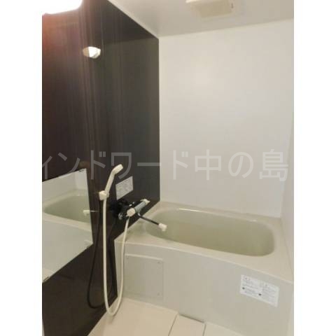バス・シャワールーム　詳細は、ウィンドワード中の島店までご相談下さい。