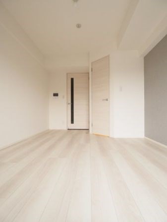 居室・リビング　別号室参考写真