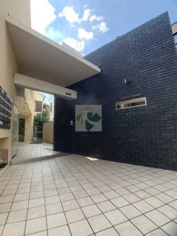 エントランス　トリニティコート