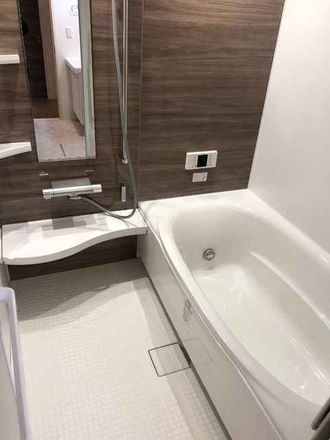 バス・シャワールーム