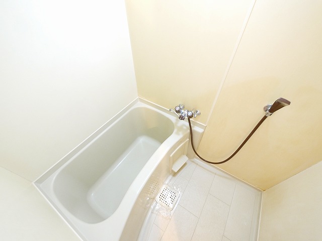 バス・シャワールーム　お風呂です