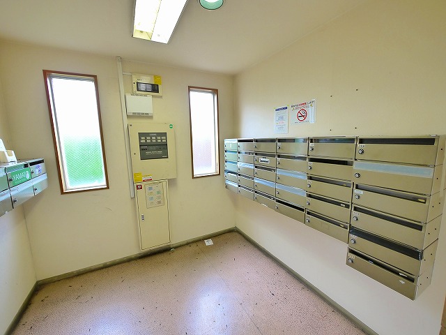 エントランス　毎日通るエントランスはこのようになっています