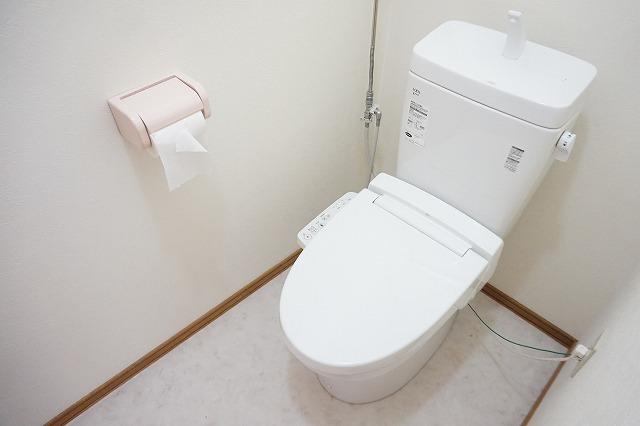 トイレ　トイレ