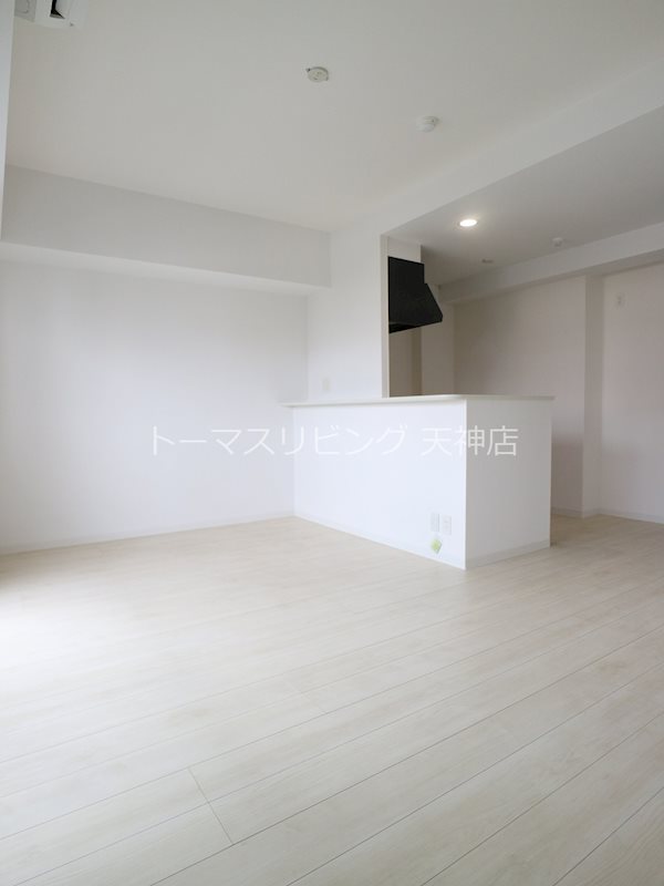 居室・リビング　別号室参考写真