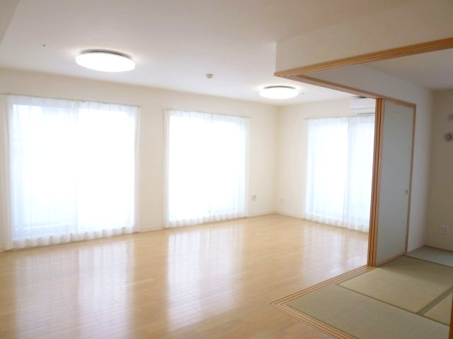 居室・リビング　LDK19.6帖