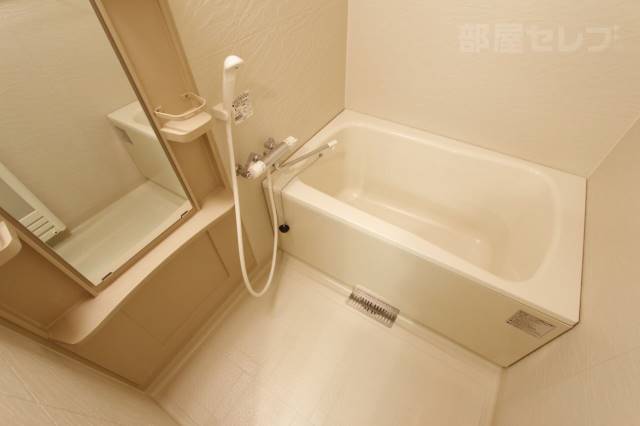 バス・シャワールーム　７０１号室