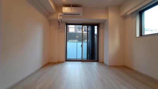 居室・リビング　?