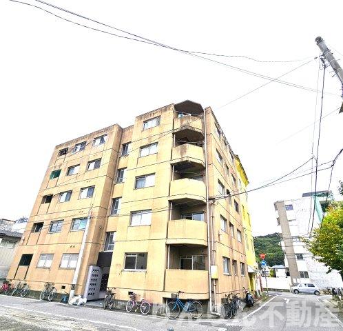 建物外観　外観は落ち着いています