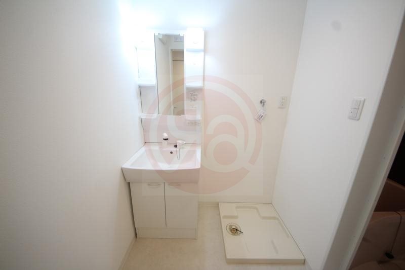 洗面設備　独立洗面台です